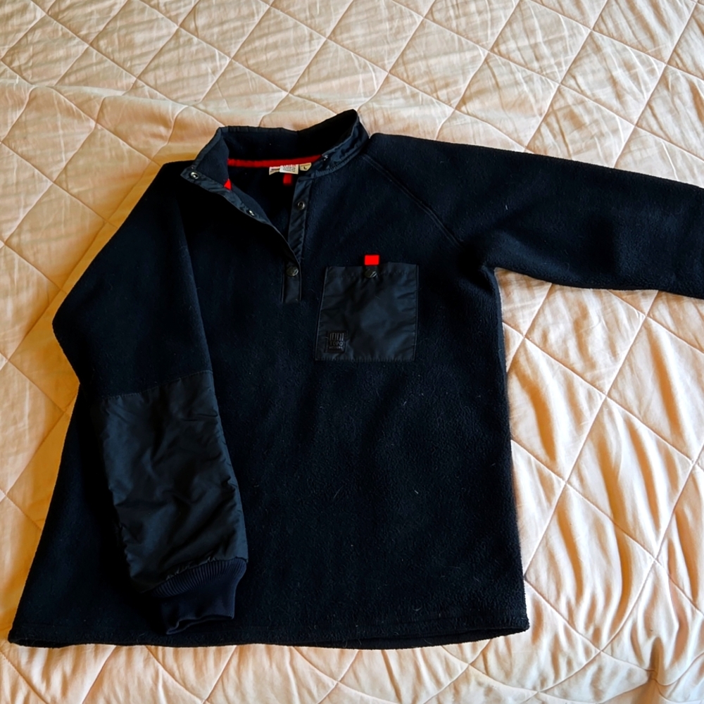 Topo Designs black Polartec Fleece with Snap-up Neckline, Snap Pocket, Sz Large